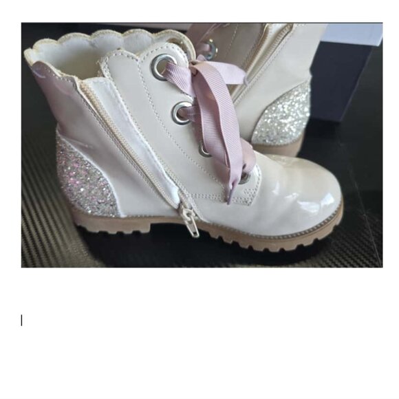 ✨ Happily Grey Girls Glitter Combat Boots – Size 1 – Like New ✨ - Picture 8 of 8